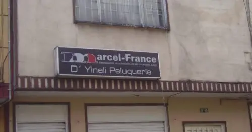 D  YINELI PELUQUERIA CALLE 102 A CON 70 B